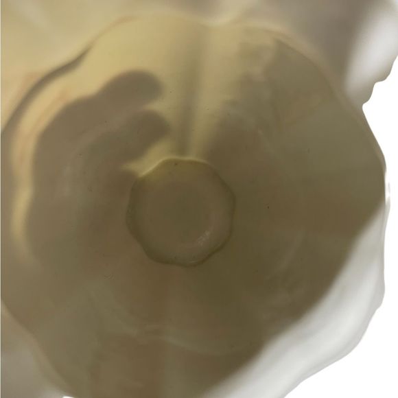 Vintage Belleek Pottery Thorn Vase Yellow 7th Gold/Brown Mark 1980-1992 - Picture 3 of 6